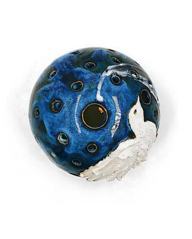 Weihnachts- & Friedens-Kugel Taube aus Ton - weisse Taube auf blau - von oben