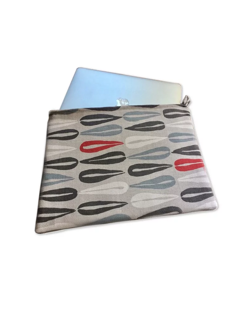 Tablet Bag Grösse 3 farbiger Druck auf Sand liegend