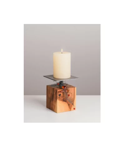 Kerzenständer Apfelbaum Holz - Johanna mit Kerze