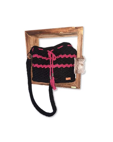 Tasche gehäckelt - Schwarz-pink