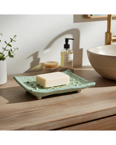 Seifenschale Ton rechteckig mint-grün neben Lavabo