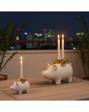 Set 1er-Kerzenständer und 4er-Kerzenständer Schwein weiss-gold aus Holz für Stabkerzen - in Nacht auf Balkon