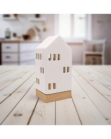 Lichthaus - Teelicht Haus - Dekoration Weihnachten - weiss-glänzend - 22,5 cm auf Küchentisch