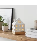 Lichthaus - Teelicht Haus - Dekoration Weihnachten - weiss-glänzend - 17.7 cm auf Ablage neben Büchern