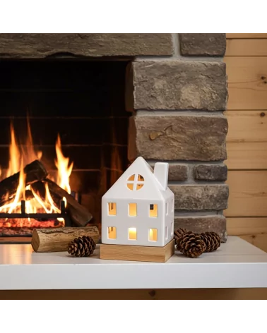 Lichthaus - Teelicht Haus - Dekoration Weihnachten - weiss-glänzend - 17.7 cm neben Cheminée